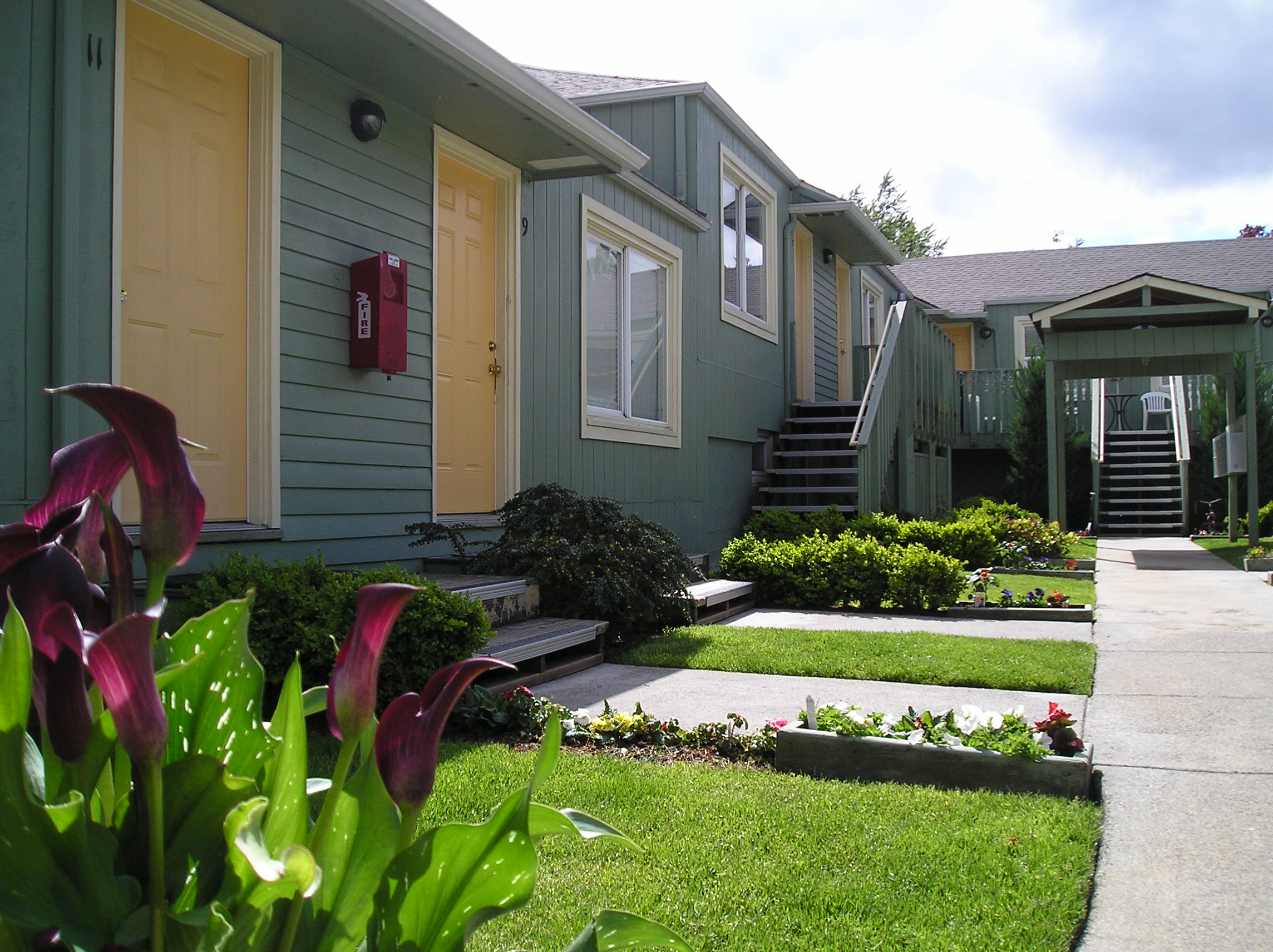  South side, courtyard 